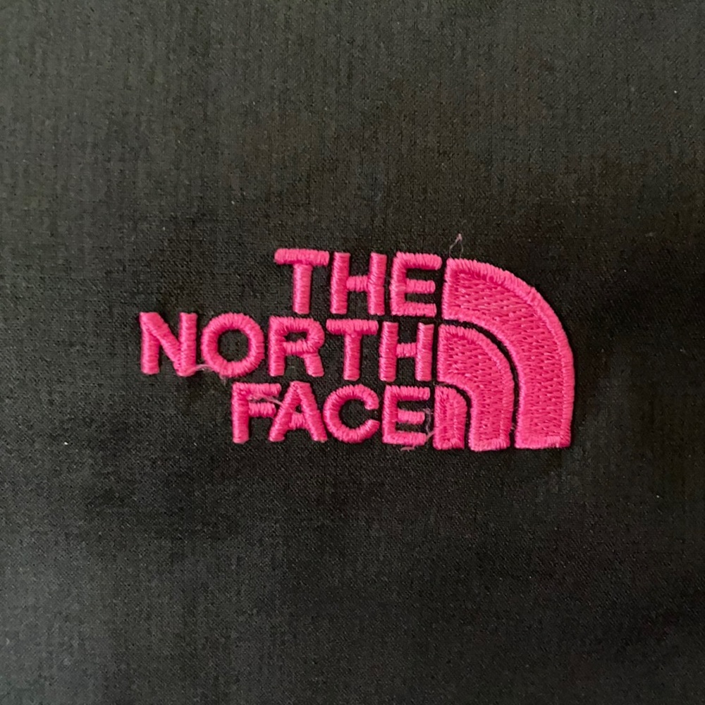 SOLD.    The North Face Jacket Girls Size M 10-12